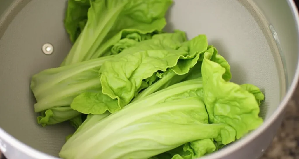 Washing and drying lettuce leaves